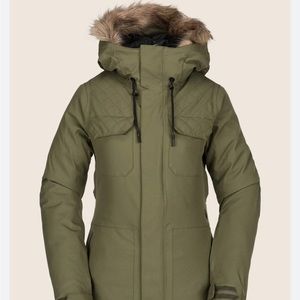 Volcom Shadow Insulated Ski Snowboard Jacket . Size medium . Women’s . NWT